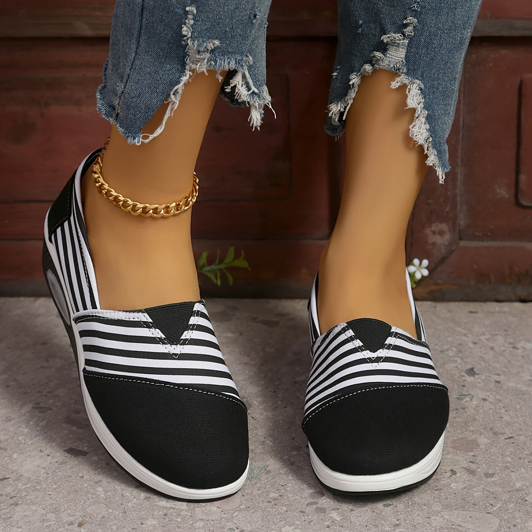 🔥 Tagesangebot: 50 % Rabatt – Bequeme Damen Slip-On Sneaker mit orthopädischer Unterstützung und Streifenmuster!