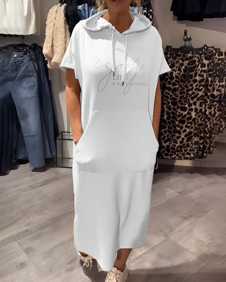 Ebba™ | Lockeres Kleid mit Kapuze und femininer Passform
