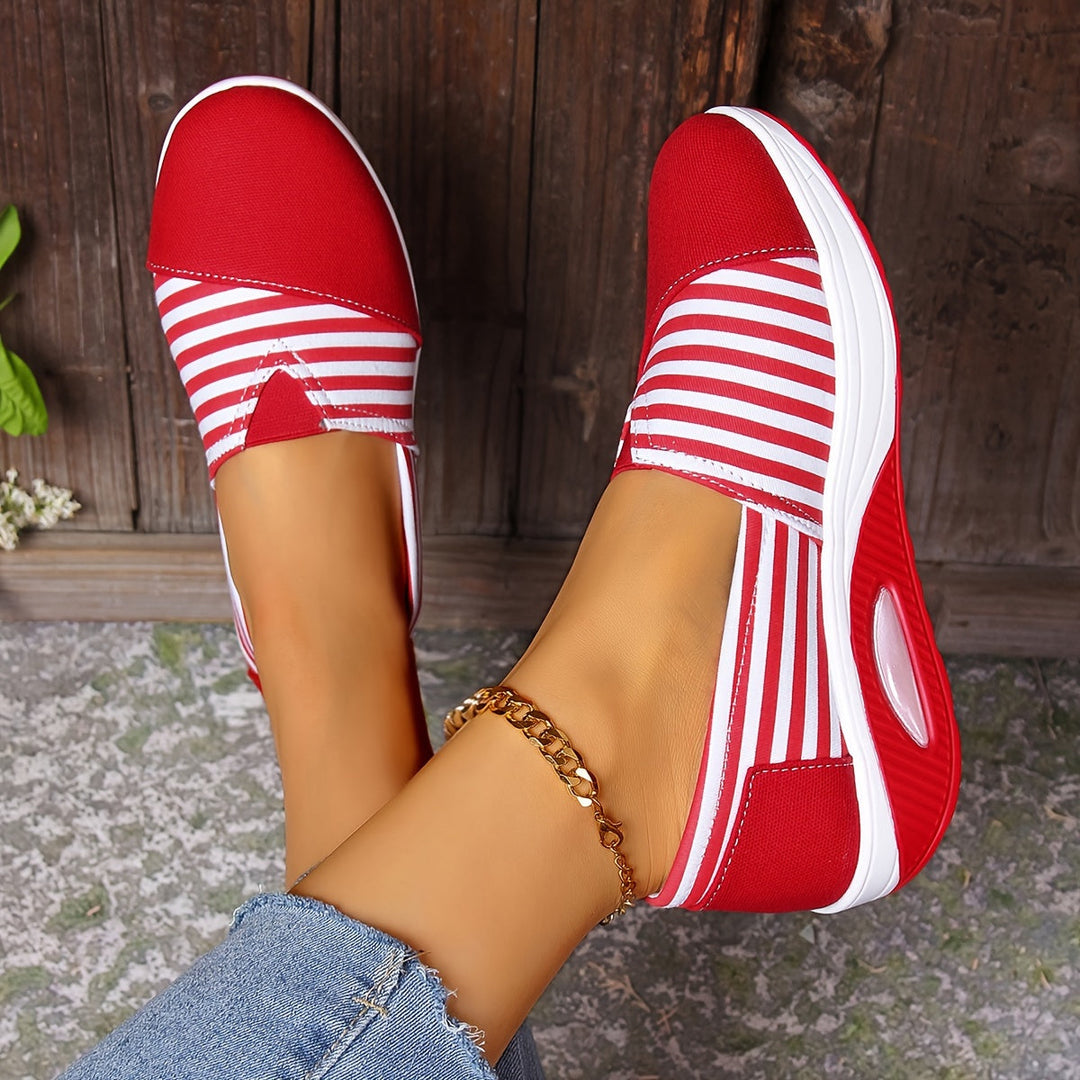 🔥 Tagesangebot: 50 % Rabatt – Bequeme Damen Slip-On Sneaker mit orthopädischer Unterstützung und Streifenmuster!