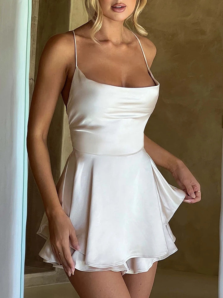 Anastacia™ - Rückenfreies Romper Satin Kleid